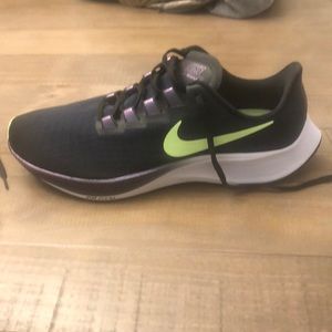 Nike air Pegasus 37 running shoes